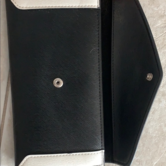 Wallet - Picture 2 of 5
